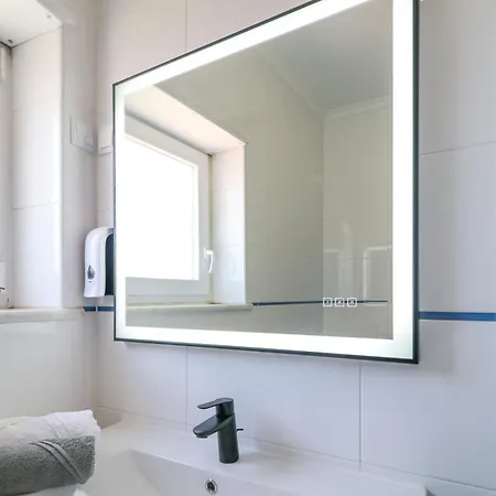 Flats Apartment Parede